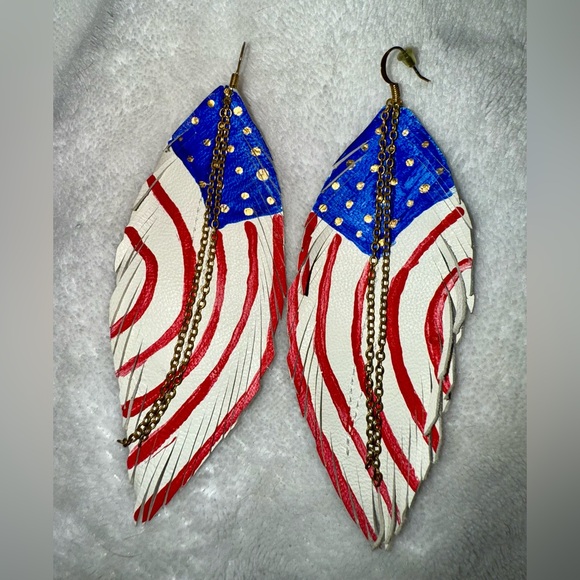 Patriotic Feather Earrings with Gold Chains - Picture 2 of 3